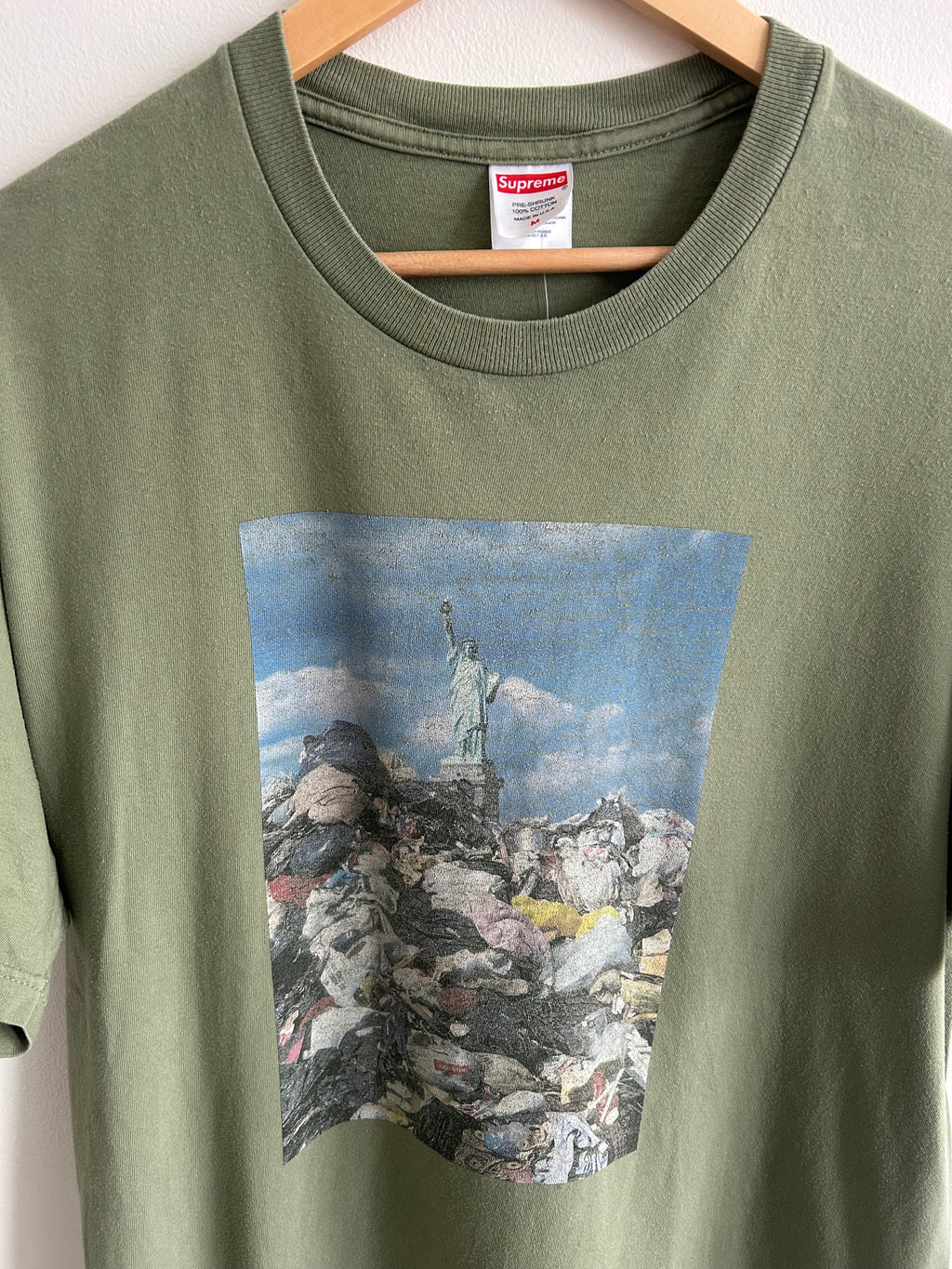 Supreme T-Shirt